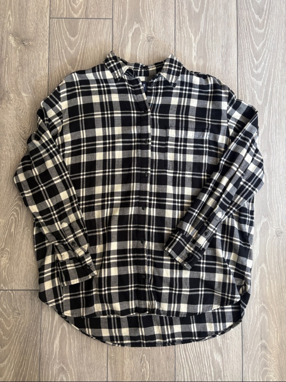 GAP Relaxed Fit Flannel Shirt